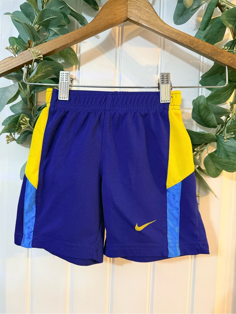 💫4/$25 • Nike Navy Shorts with Yellow & Blue Accents